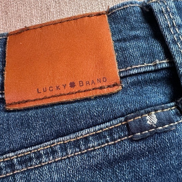 Lucky Brand The Bermuda SIZE 27 - Picture 3 of 6